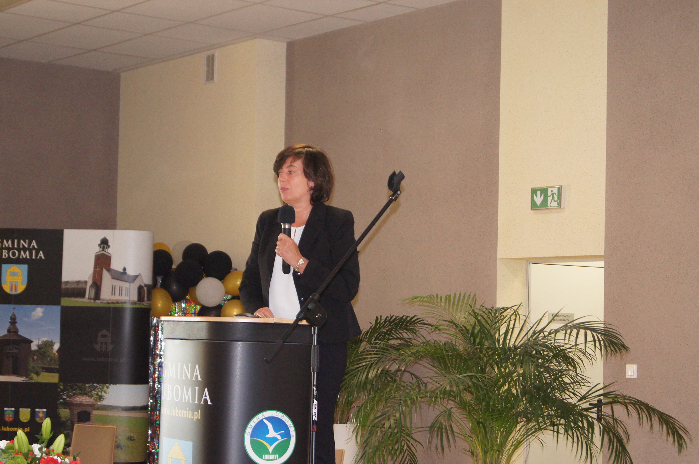 Marlena Szalata z IWNiRZ przedstawiła informacje na temat biobójczych roślin zielarskich w kontekście zagrożeń wywołanych przez kleszcze